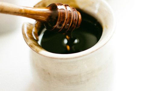 À partir de quel âge peut-on manger du miel ?