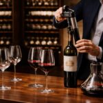 découvrez comment aérer vos grands crus avec coravin, le creuset et riedel en utilisant les meilleures technologies de conservation du vin pour préserver saveurs et arômes.